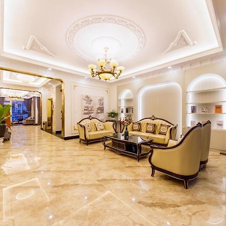 Wisteria Hotel Да Лат Екстериор снимка